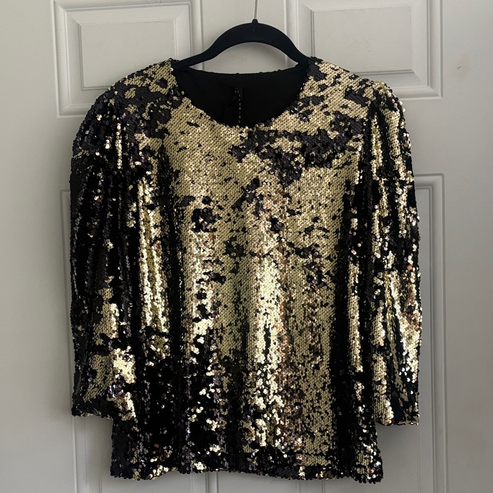 Beautiful Made in Italy Imperial Black and Gold Sequined Top, Size Small